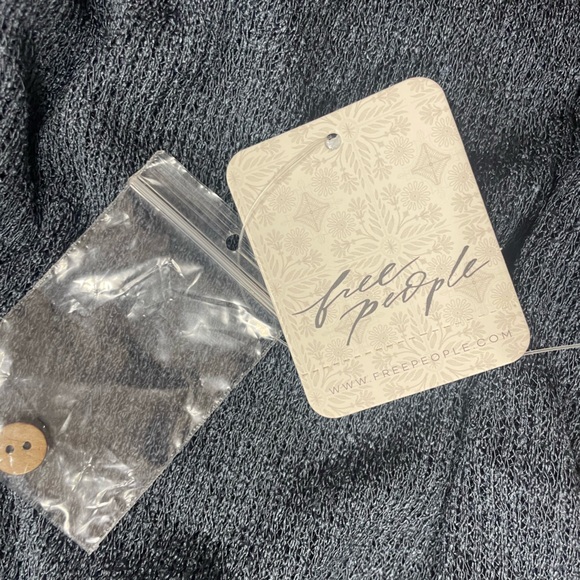 NWT Free People “Marla” Henley Oversized Boho Poppy Seed Blue Top - Picture 11 of 16